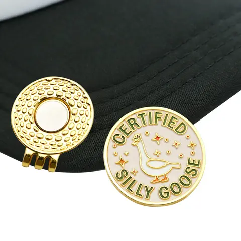 1 Count Funny Goose Golf Ball Marker, Unique Magnetic Hat Clip for Golfers, Cool Golf Accessories for Men Women Golf Lovers, Golf Gift, Golf Gift Accessory