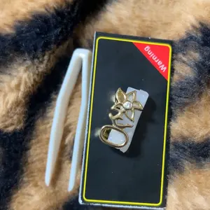 CRUSH CR 1pc Floral Design Grills, Flower Cutout Tooth Cap Grillz, Tooth Gems – 18K Gold Plated Copper with Pink CZ, Hip-Hop Jewelry for Female, Men, Kid. Perfect for Date Night, Parties, Music Festivals, Couple Gifts & Y2K K-Pop Style