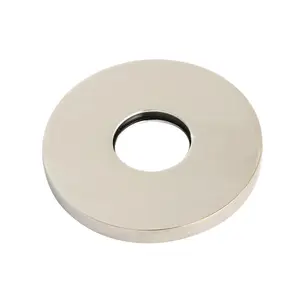 Kingston Brass 0.25 in. Brass Flange, Polished Nickel Kingston Brass 0.25 in. Brass Flange, Polished Nickel