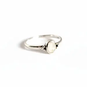 Sterling Silver Moonstone Ring
