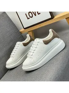 Literary retro style unisex daily shoes, Footwear, carry unique charm precipitated by time, implicit restrained design owns low-key high-end aura, fits intellectual literary dressing routes and precipitates mild and restrained lifestyle fashion style