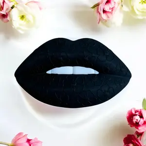 Black lip wall decor