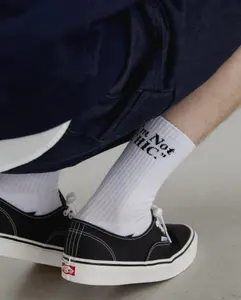 ALAND I'M NOT CHIC SOCKS