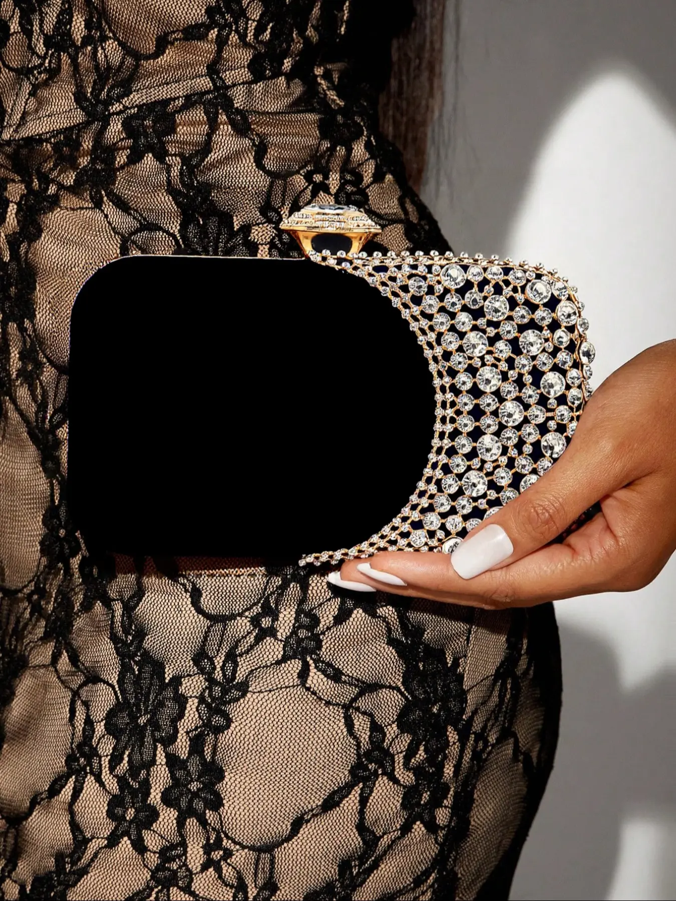 Luxury Rhinestone Embellished Evening Bag for Women, Elegant Party Clutch, Trendy Metal Purse, Floral Patchwork Design, Perfect for Weddings & Events