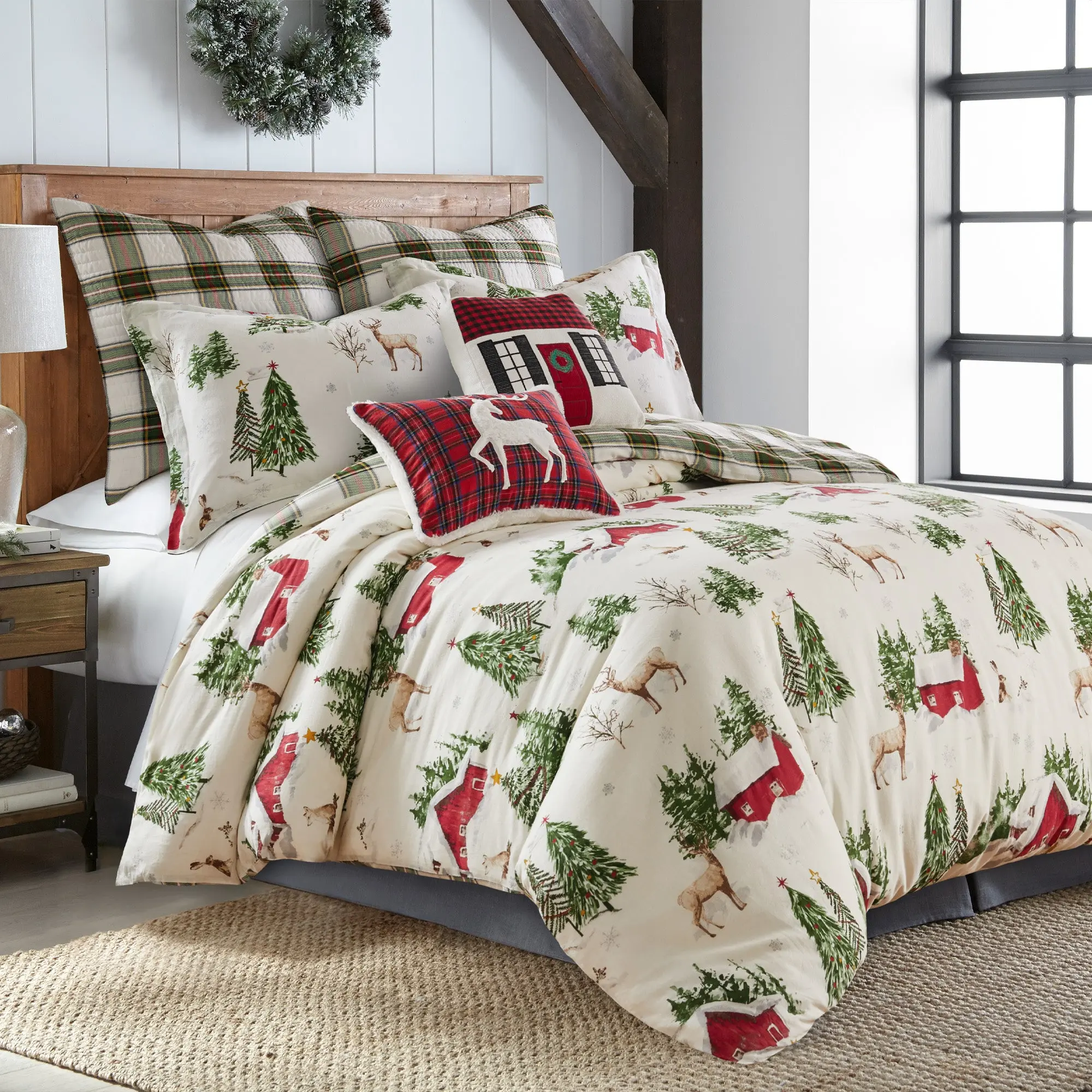 Tatum Pines Cotton Comforter Set - Grand Pines Bedding Collection, Multi-Size (Full/Queen, King/Cal King), Plaid Forest Animals Holiday Scene Design, Cotton-Polyester Blend, Hypoallergenic Fill, Machine Washable, Soft Texture, Mountain Cabin Bedroom Decor