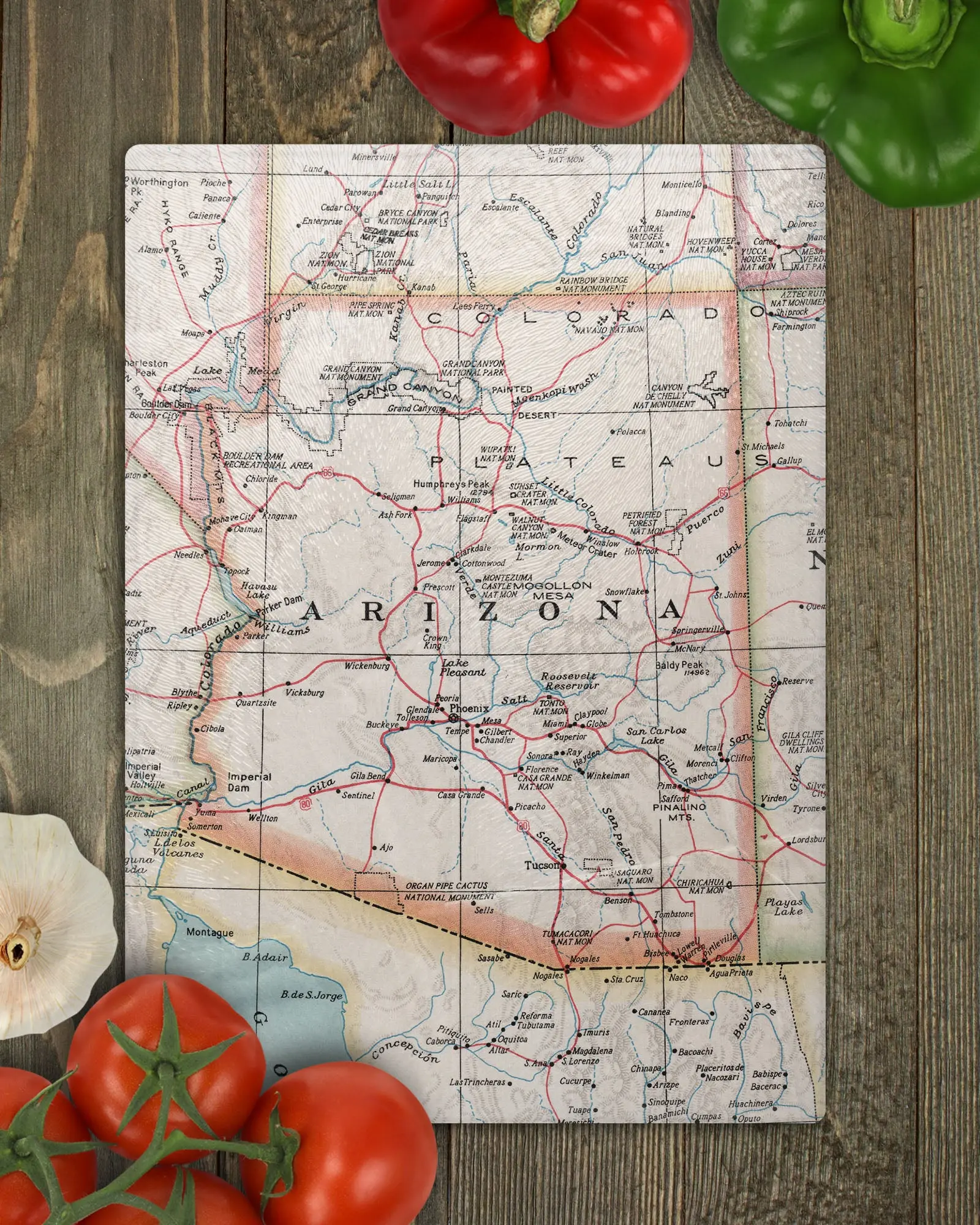 Arizona Map Glass Cutting Board – Vintage Map Kitchen Decor, Southwest Gift, Grand Canyon Cutting Board