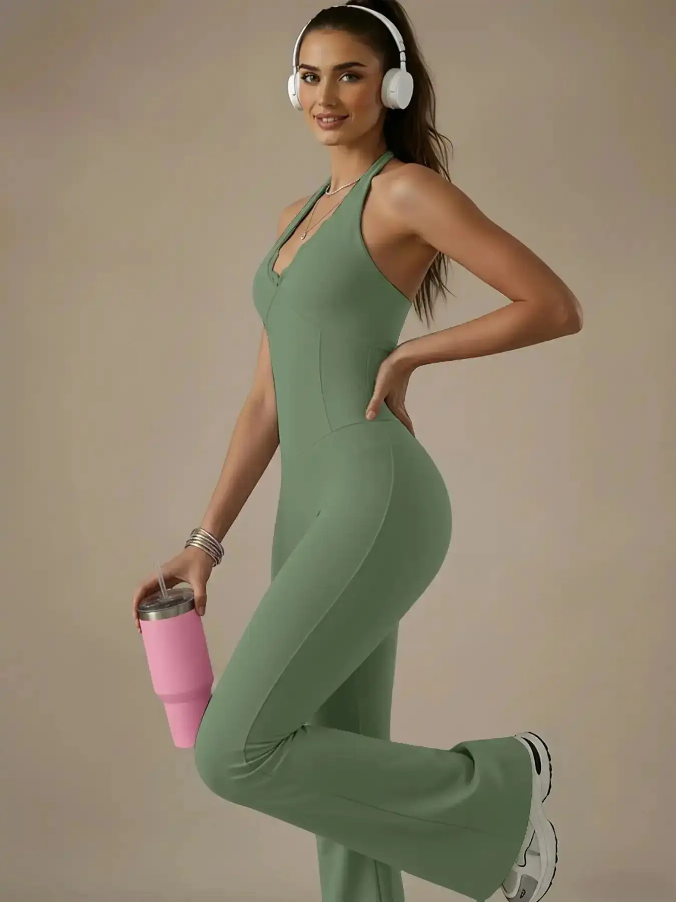 Women's V Neck Lace Jumpsuit Yoga, Backless Tight Fit Quick-Dry Sportswear, Micro Flare Long Pants for Gym Home Comfort, Sportswear Jumpsuits, Sporty Jumpsuit Modern Design Joggers Outerwear Coat Knitwear Soft Fabric