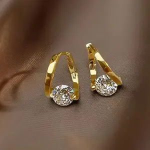 Korean Instagram Style Irregular Temperament High-End Sensation Explosive Fashion Light Luxury Earrings Women's Accessories