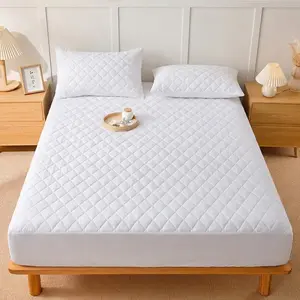 Hotel-Grade 3-Piece Mattress Protector Set With pillowcase Waterproof Breathable Deep Pocket Soft Fitted Cover for Single Double Beds Machine Washable Comfortable Year-Round Use Microfiber TPU Film