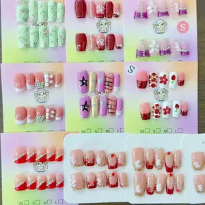 Gentle nail art, creating a sense of beauty in the atmosphere