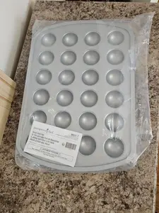 NIP Pampered Chef Donut Hole Cake Pop Pan #100373 Teal