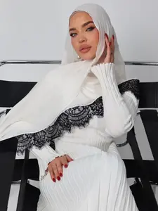 Women's Long Floral Lace Hijab Scarf, Casual Fitted All-Over Print Wrap, Daily Wear Accessory, Birthday Gift Idea