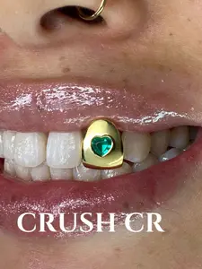 CRUSH CR 1pc Copper 14K Gold Plated Heart-Stone Grillz, Green/Red CZ Accents, Gold/Silver Options, Unisex Hip-Hop Tooth Jewelry For Black Women, Girls & Men, Suitable For Parties, Street Fashion & Daily Wear