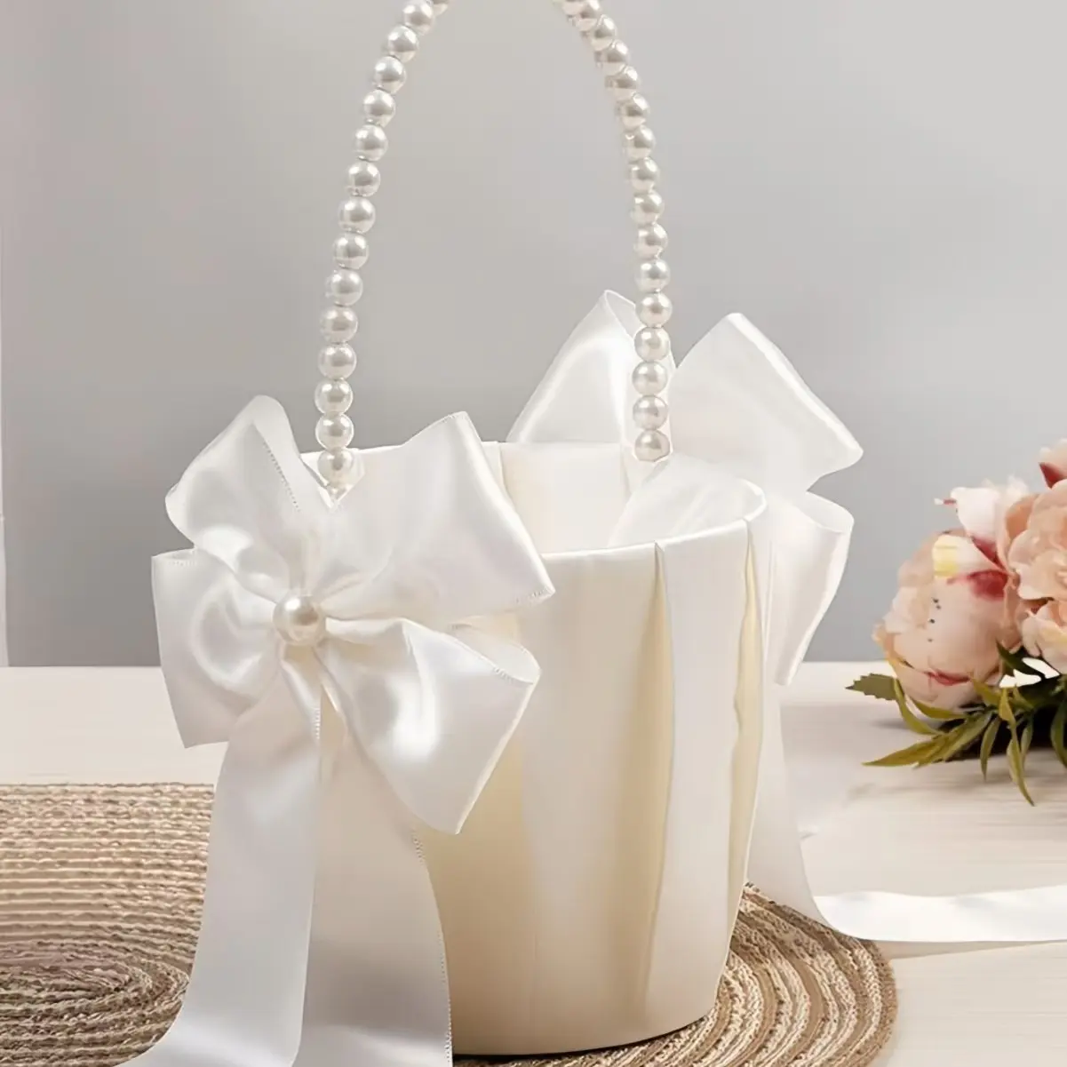 Elegant Ivory Wedding Flower Girl Basket - 5.1" Diameter, Pearl Handle with Bow Decoration, Ideal for Wedding Ceremonies, Proposals, Bridal Showers (Festive & Party Supply, Centrepiece Decor)