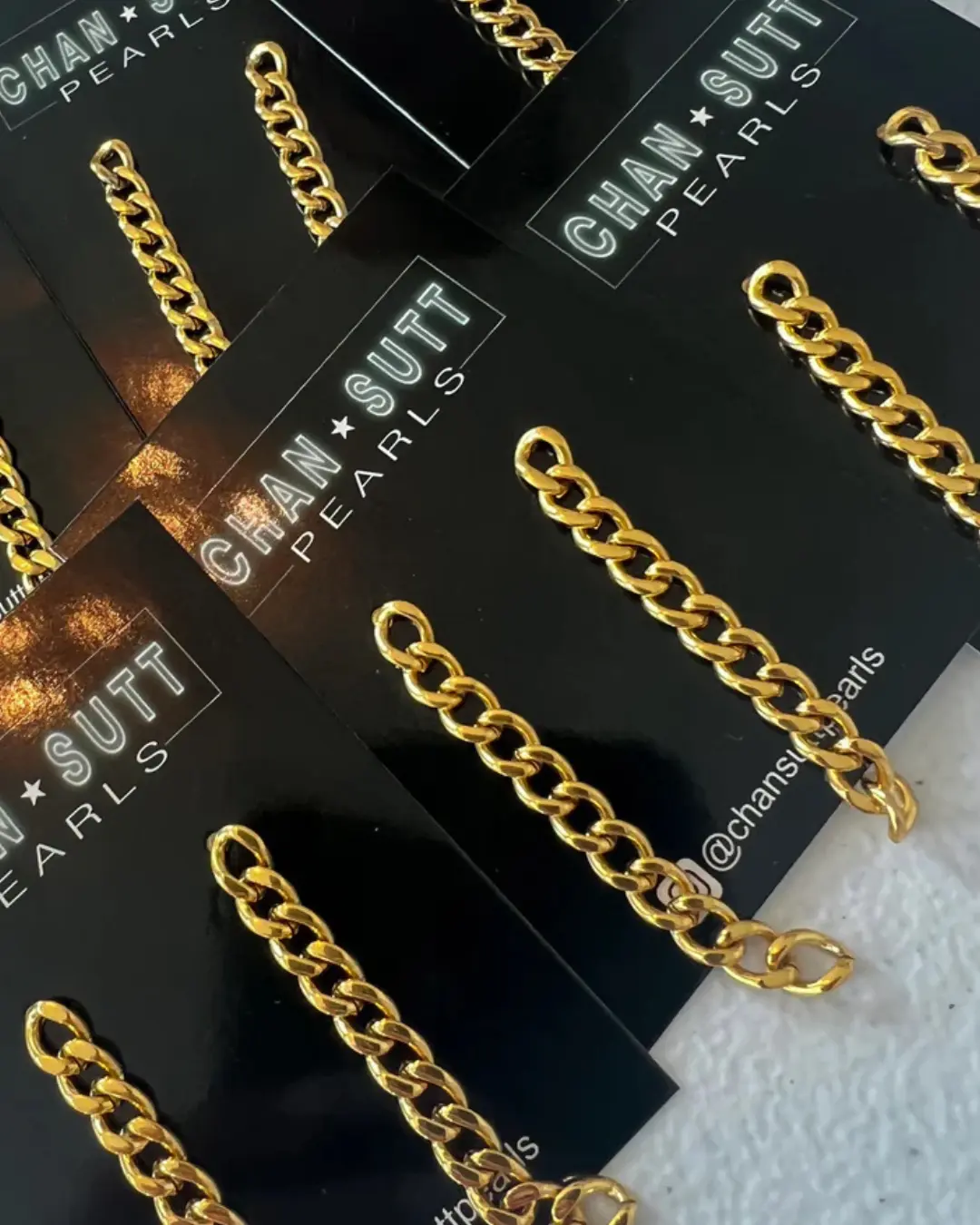 BF25 - XL Paperclip Earrings