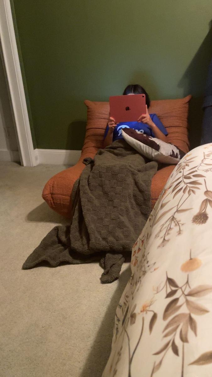 Item: Orange, Single