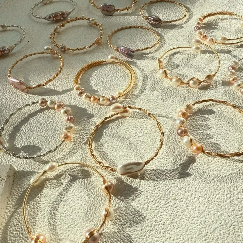 Strong Light Freshwater Pearl Bangles - Elegant Gold-Tone Bracelets with Pearl Accents for Stylish Wear
