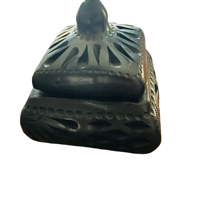 Barro Negro-Black Clay jewelry holder