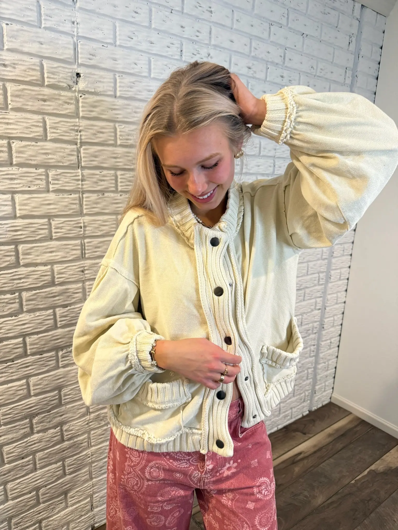 Undercut Knit Cardi