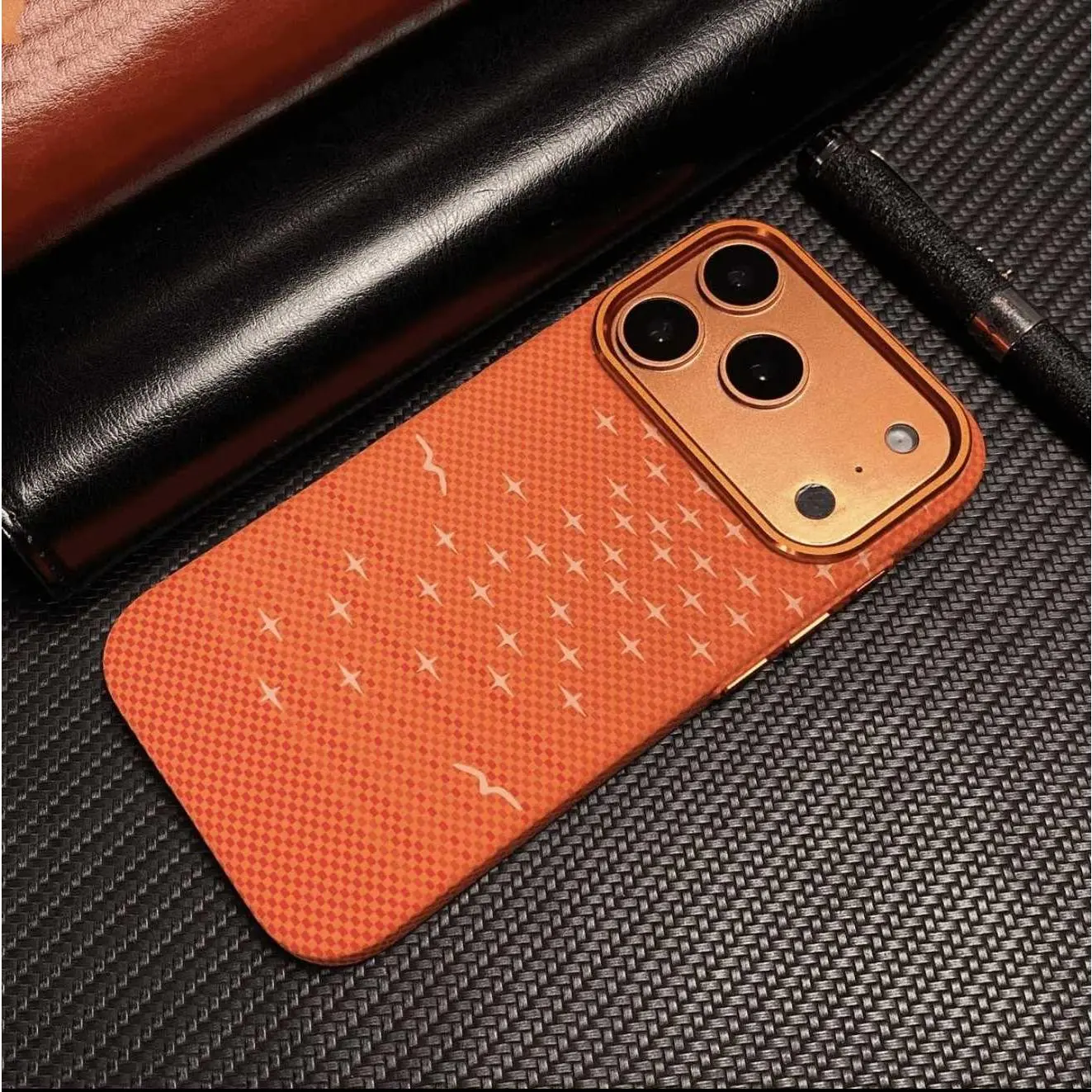 For iPhone 17 Pro Max Shimmering Light Kevlar Magnetic For iPhone 16 Skin-Feel Premium Hard Phone Case For iPhone 15 HNK44PL