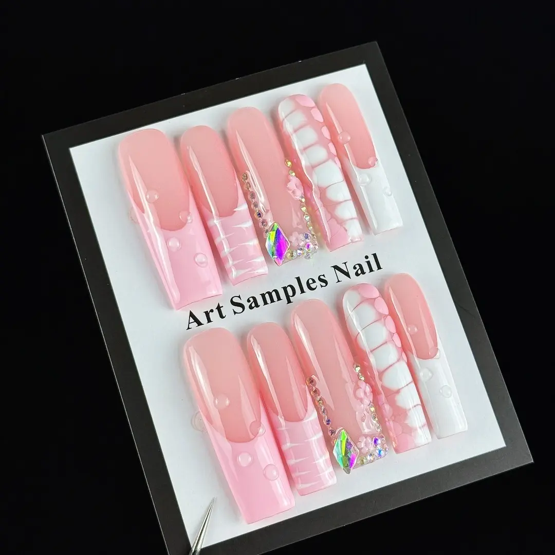 10pcs Pink girl style, hand-painted zebra pattern, three-dimensional embossing, fine glittering diamonds handmade fake nails, Decorative Nails, Nail art design, Suitable for birthday ball, Valentine's Day events