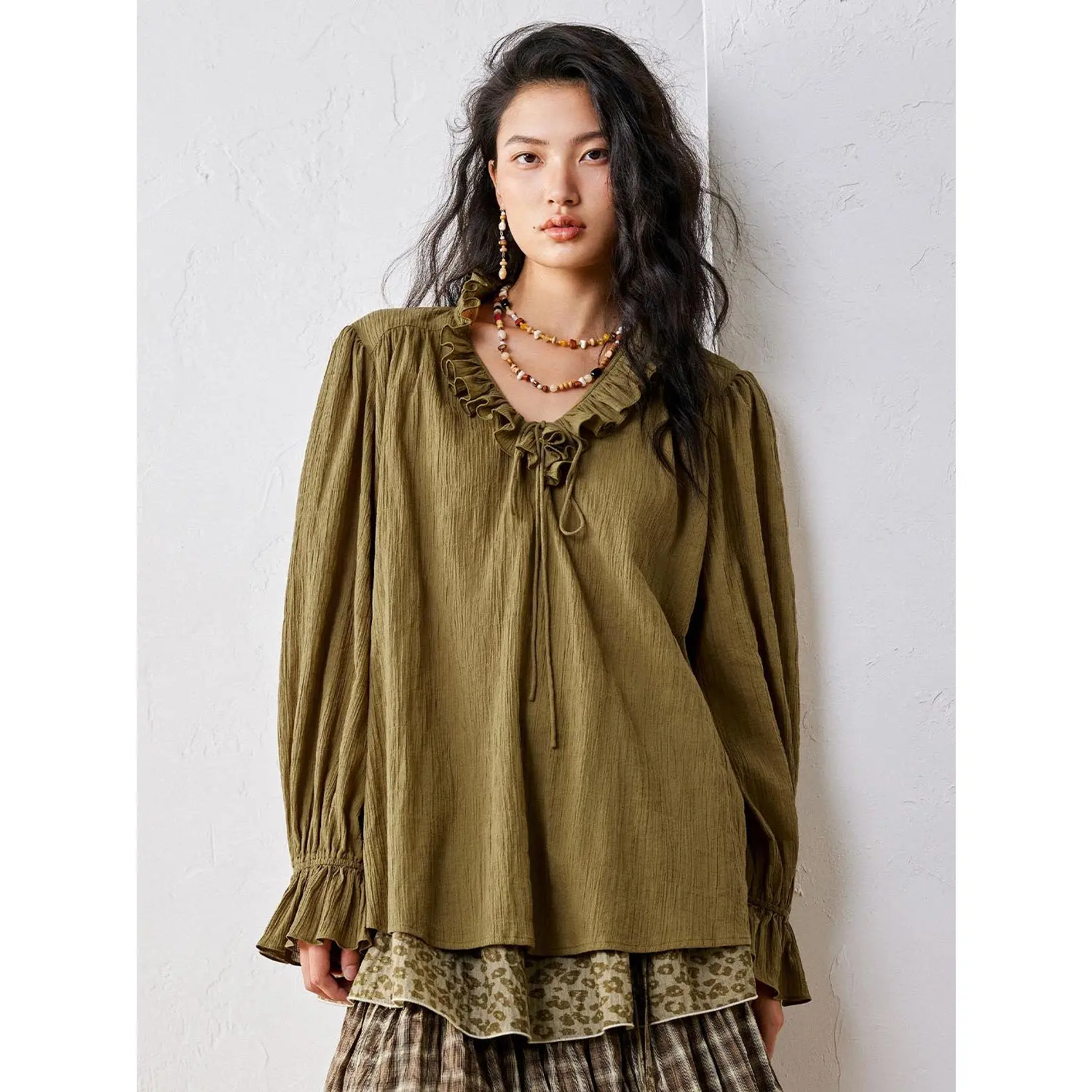 Women's Ruffled Blouse in a Stretchy Cotton Blend - Korean Style Fitted Long Sleeve Popover Top, Longsleeves, Elastane, Shell, Ready To Wear, Stretchy Fabric, Do Not Tumble Dry, Popover Shirt, Ruffles Detail, Avoid Bleaching Or Whitening Agents, Cold Wash