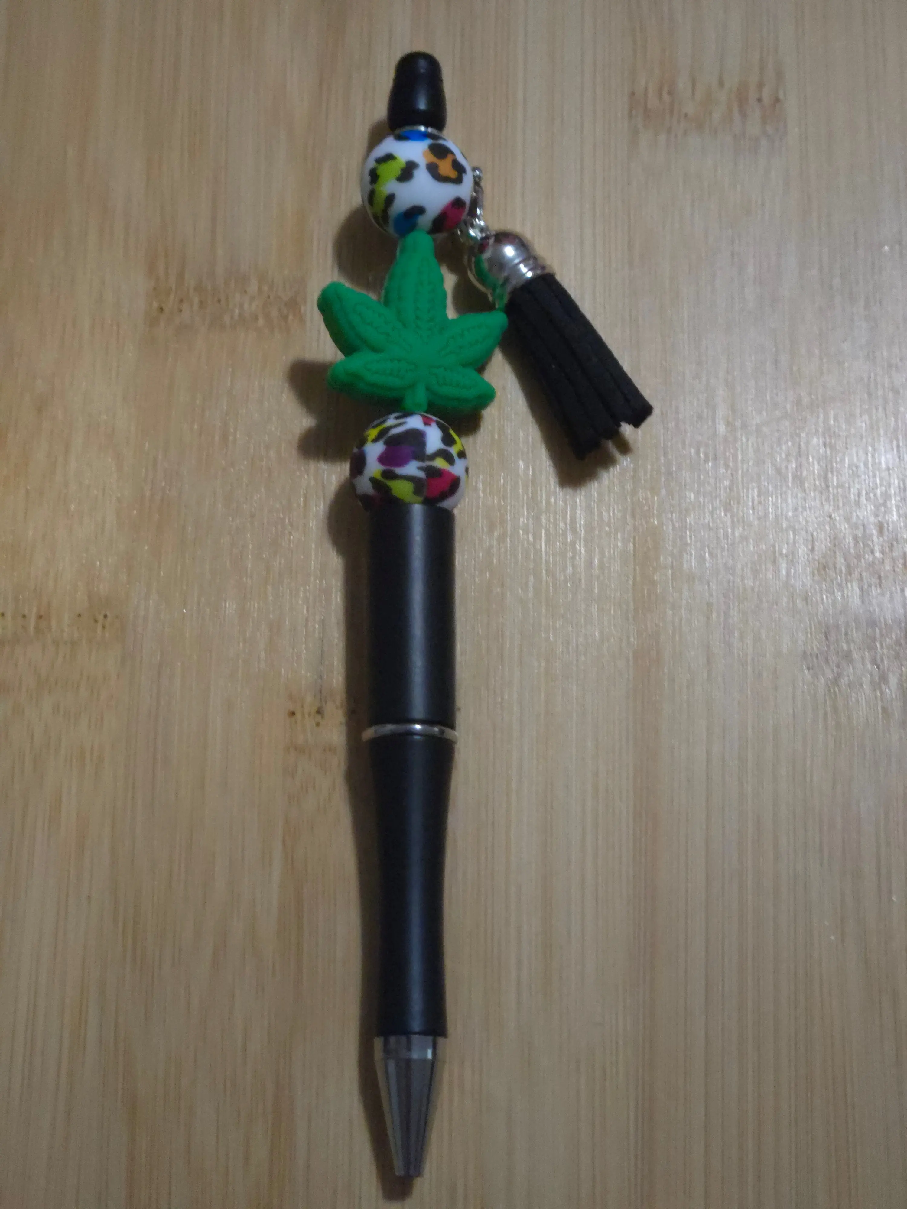 "Weed" Adult Beaded Pen (black)