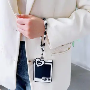 Fashion Phone Case with Heart Chain, Phone Protective Cover, Phone Protector Cover, Lightweight Shockproof Cover, Phone Accessories Compatible with Samsung Galaxy Z Flip 3 4 5 6, Casing