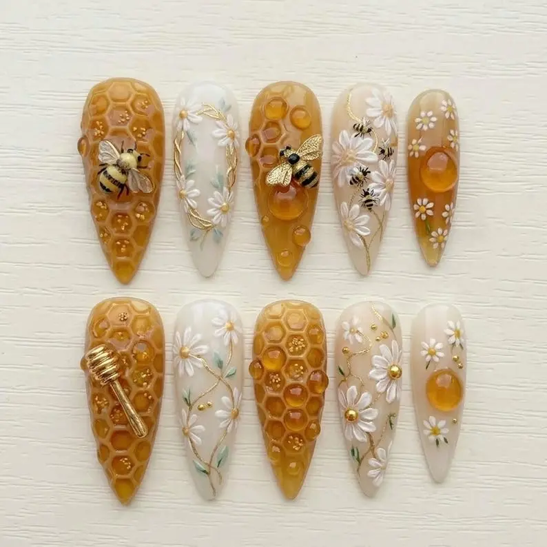 Honey Bee Press On Nails 3D Honeycomb Daisy Floral Nail Art Cottagecore