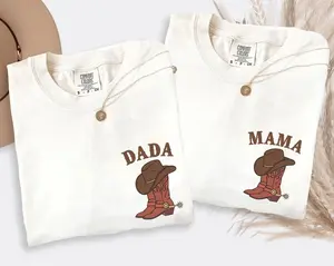 Comfort Colors Western Mama Dada T-Shirt, Cowboy Boot Tee, Retro Country Parents Gift, Pregnancy Announcement Couple Outfit, Baby Shower Shirt, New Mom Dad