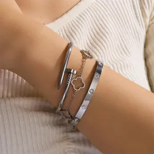 3-piece set French Lucky Clover Women's Bracelet Set High Quality Stainless Steel Hot Selling Bracelet Charm Feeling Jewelry Gif
