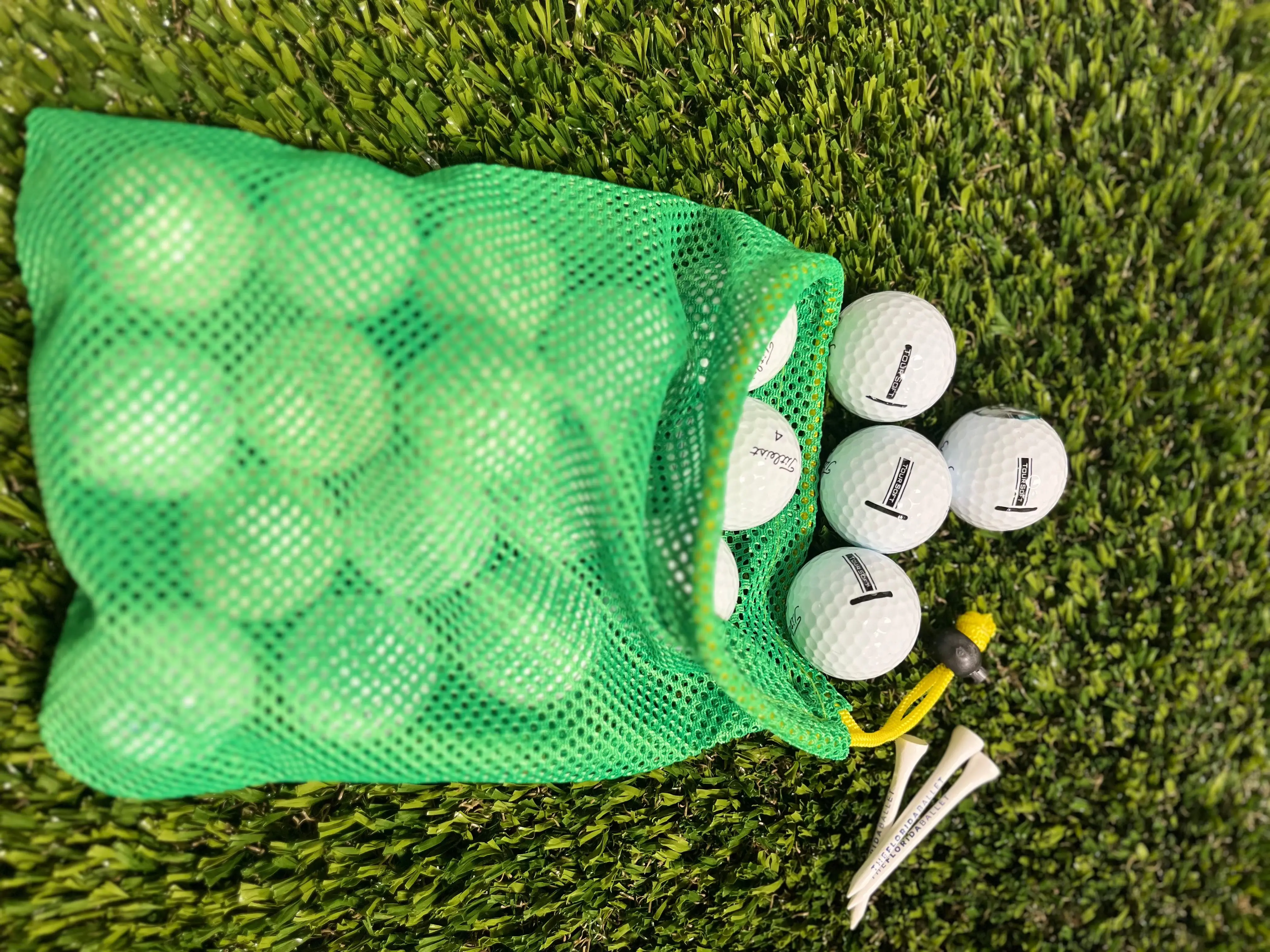 Titleist Tour Soft White - Dozen in Mesh Bag