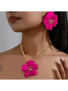 Elegant temperament spray-painted flower pendant necklace stud earrings set - Large flower, cool style, women's accessory