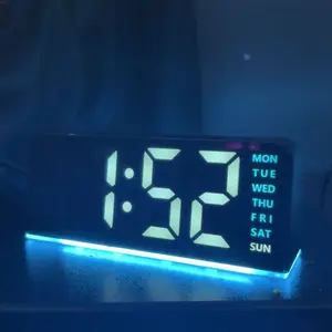 LED Digital Clock, 1 Count Multifunctional Date and Temperature Display Desktop Clock, Digital Alarm Clocks, Decorative for Living Room, Bedroom and Office