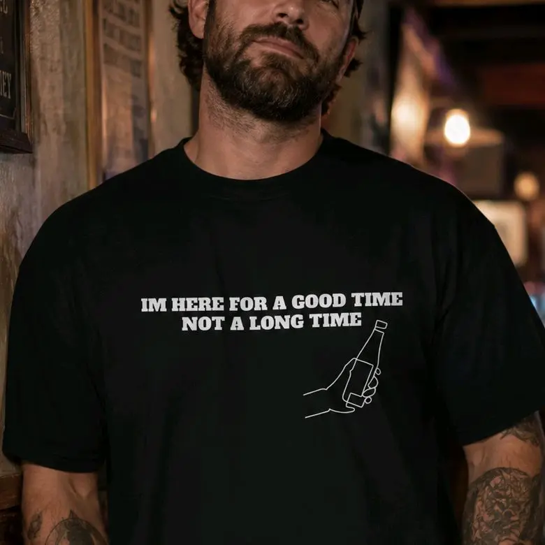 Heavyweight Cotton T-Shirt with a Structured Fit, Classic Unisex Crewneck with a Double-Stitched Hem for Casual Streetwear, Tshirt, Top, Shortsleeve, Sport, Tee, Round Neck, Menswear, Classic Crew, Polyester, Double Stitching, Jersey Men's Short-Sleeve T-
