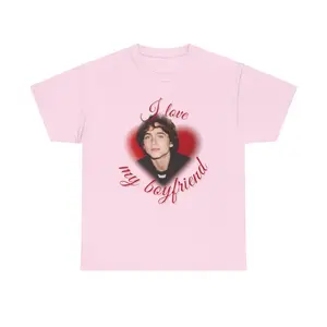 Timothee Chalamet 'I love my boyfriend' Tee Funny Aesthetic Shirt Unisex Cotton Top Gift for Fans Trendy Graphic T-Shirt Sweatshirt Hoodie Comfort Colors Women's Streetwear - Womenswear
