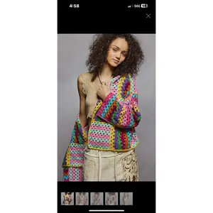 COLOR OF WAVE CROP CROCHET CARDIGAN _One Size