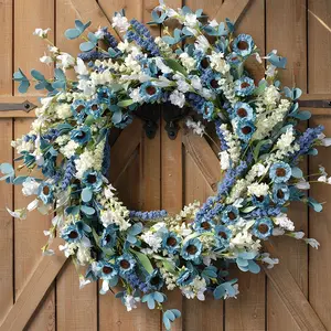 BIBELOT 22-Inch Blue Spring PVC Wreath, Featuring White Daisy Flowers, Green Leaves & Artificial Grains, Farmhouse Decor for Front Door, Home, Wedding Wall