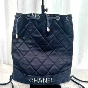 Pre-owned CHANEL 2002 Vintage Black Backpack With Black Card|20748373 WWL
