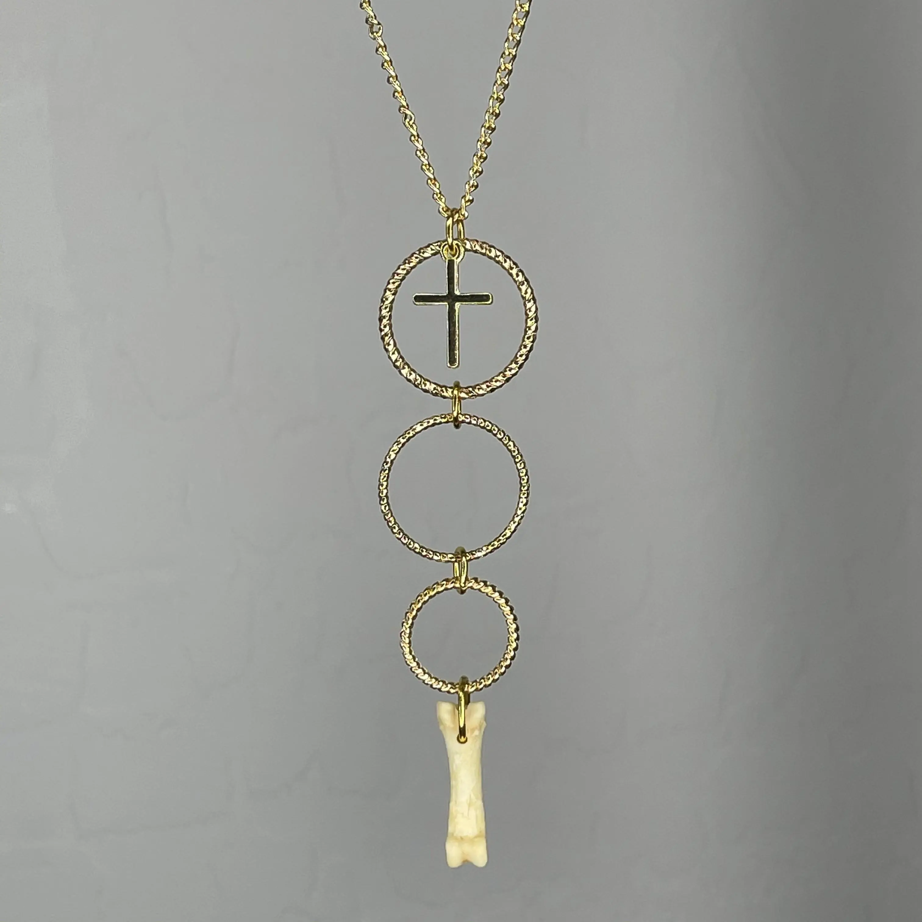 Coyote 3 Ring Necklace