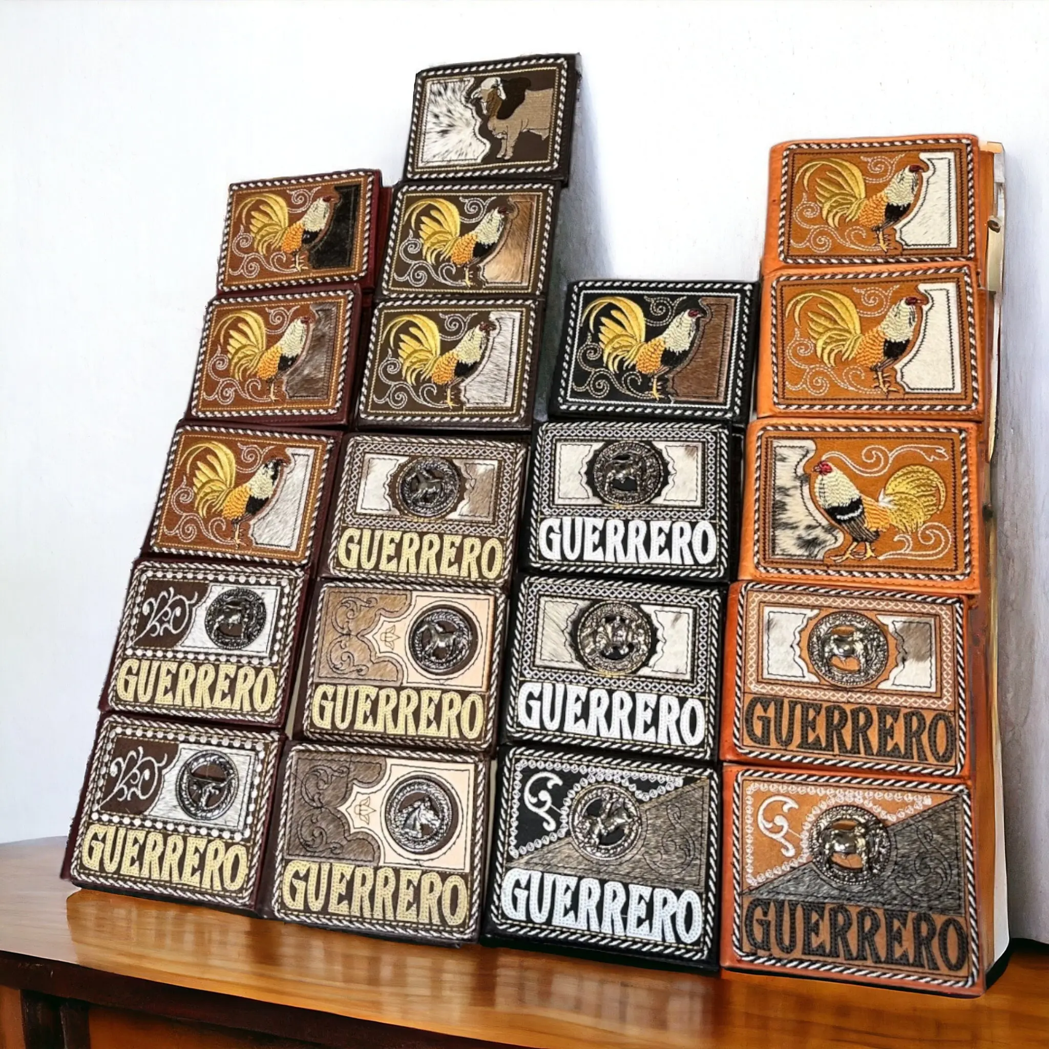 Cartera Bordada / Wallet Designs Cartera Bordada / Wallet Designs