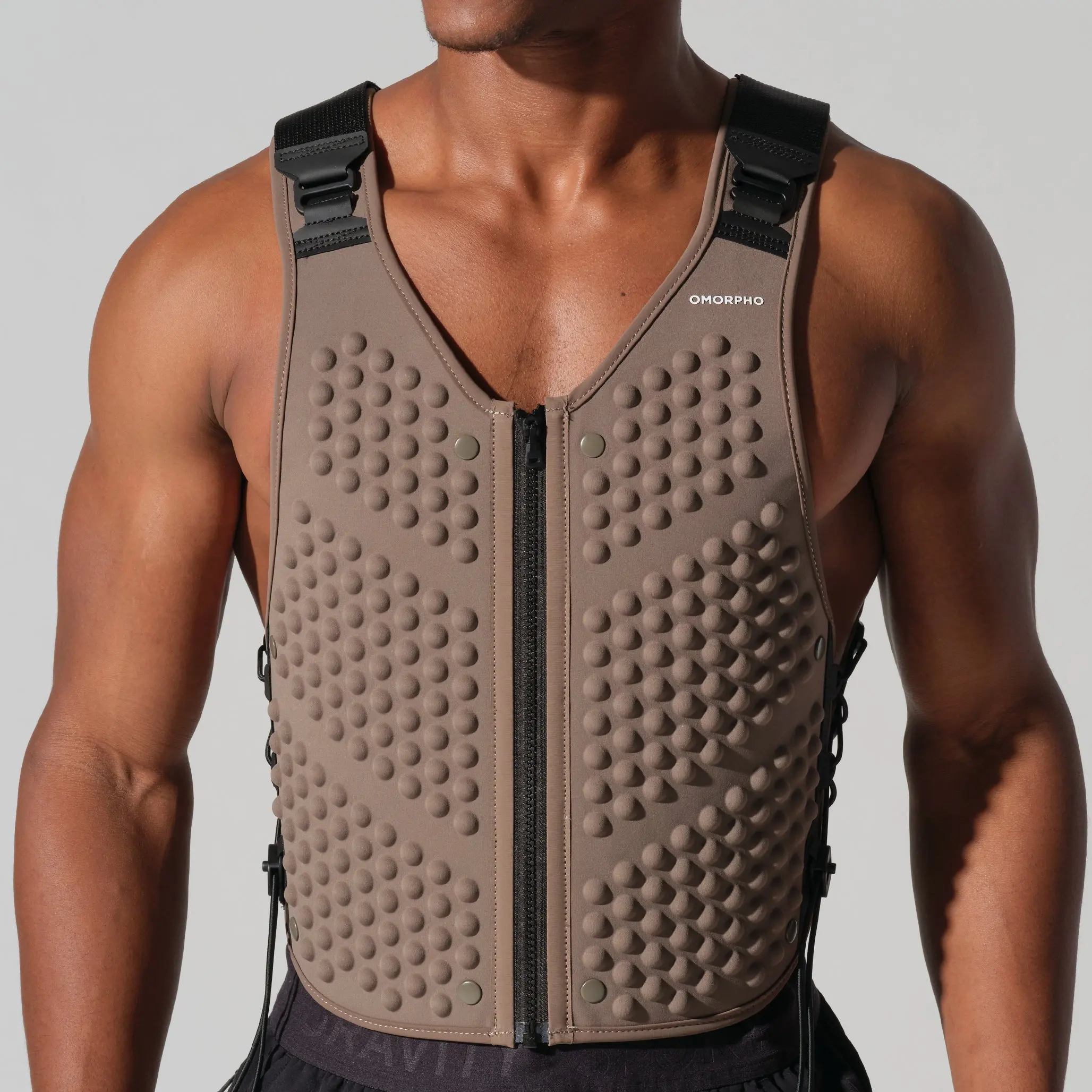 OMORHO Men's G-Vest Icon with Lock-in Snap System for Versatile