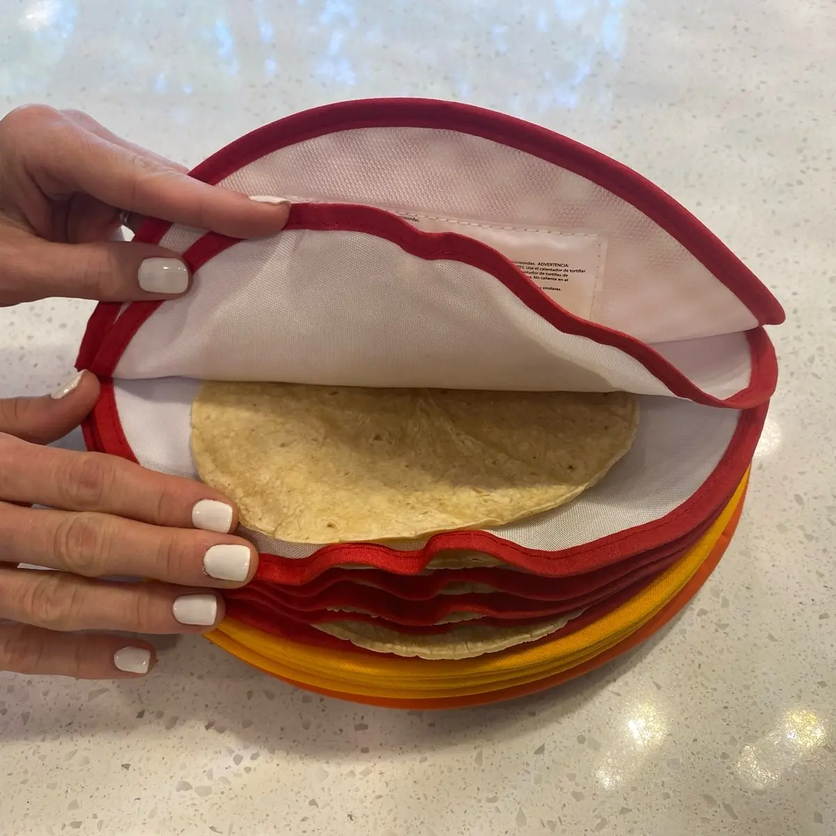 Ezee Heat 6-Pocket Microwaveable Tortilla Warmer Kitchen Utensils