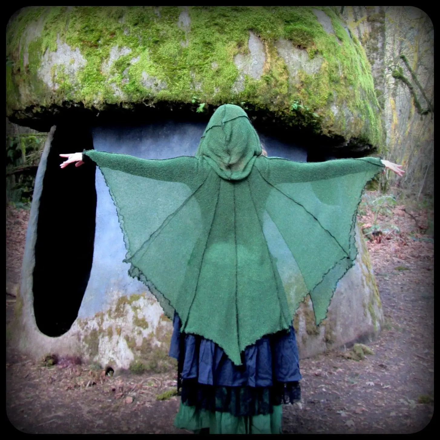 Fantasy Cloak w/ Hood, Renaissance Festival Clothing, Elven Cloak in green or black, fantasy cape, hooded cloak, Woodland Witch, cosplay