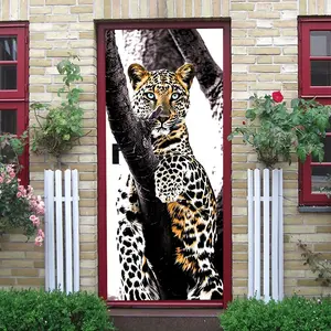 2pcs   This leopard wall sticker uses high-definition printing technology, with bright and vivid patterns. Made of selected environmentally friendly PVC material, it is safe, odorless, waterproof,