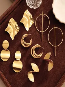 Random 5 Piece Fashion Casual Versatile Earrings Set Combination, Stylish Accessory for Everyday Wear, Trendy Jewelry, Fashionable Earrings, Perfect Gift Idea