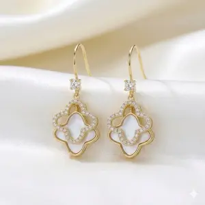 Four Leaf Clover Earrings Silver Needle Clover Earrings Full of Diamond Zircon Anti-Allergy Jewelry Earrings Large for Women or Girls