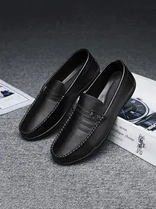 Men's Fashion Business Casual Shoes, Comfortable Slip-On Loafers, Lightweight Formal Shoes, Versatile Design for Daily Wear