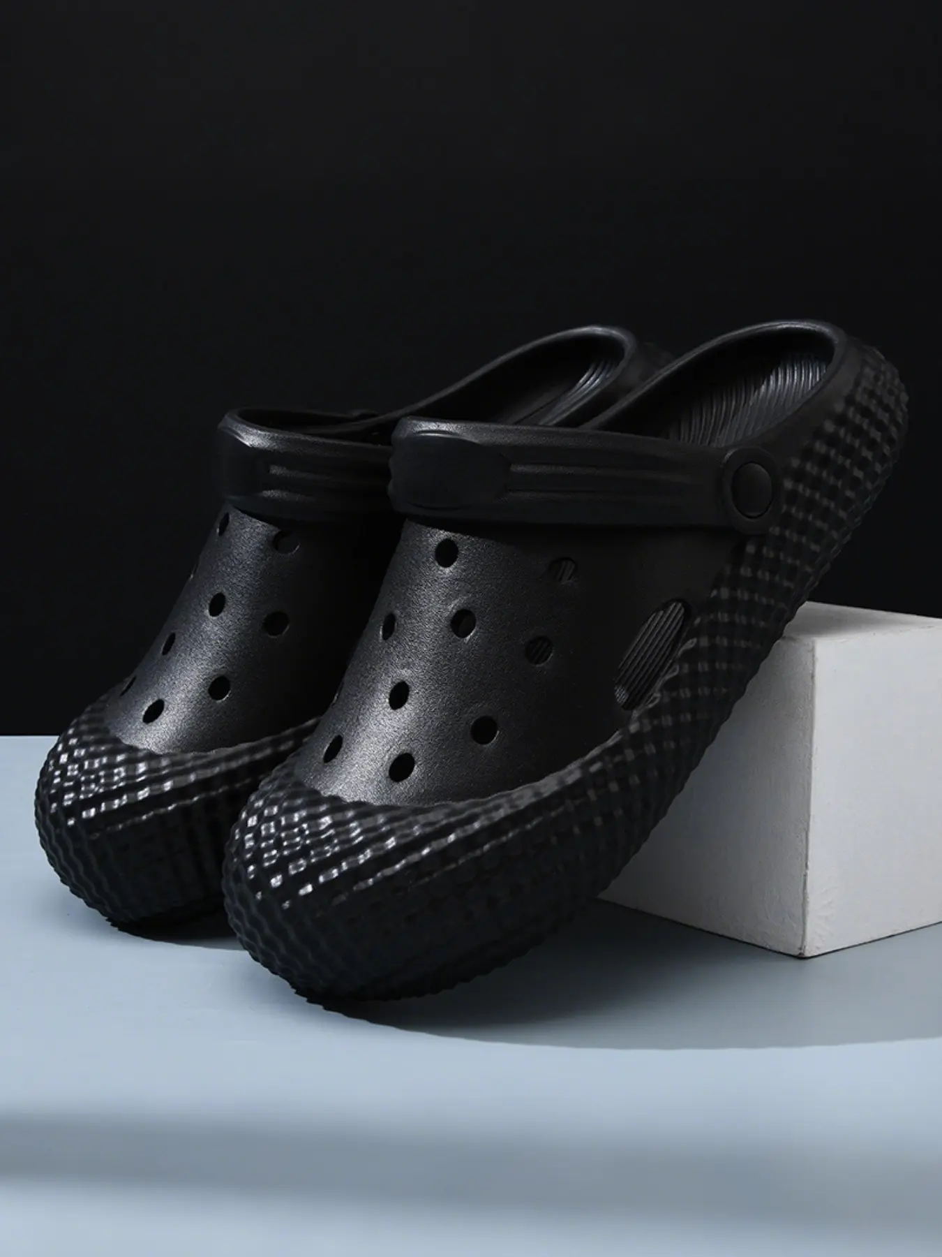 New Outdoor Sporty Women's Slippers, Thick Sole Anti-Slip Breathable, Comfortable Soft Bottom, Fashion Trendy Sandals, All Seasons, Summer Beach Slides, Non Slip Slippers