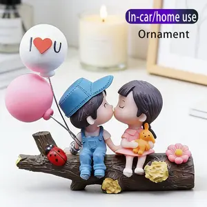 Creative Couple Figurine Car Ornaments, Cute Cartoon Dolls for Car Dashboard, High-End & Trending Car Interior Decor | New 2026 Kawaii Car Center Console Ornaments with Romantic Confession Balloon Style, Fashionable Auto Accessories for Men & Women